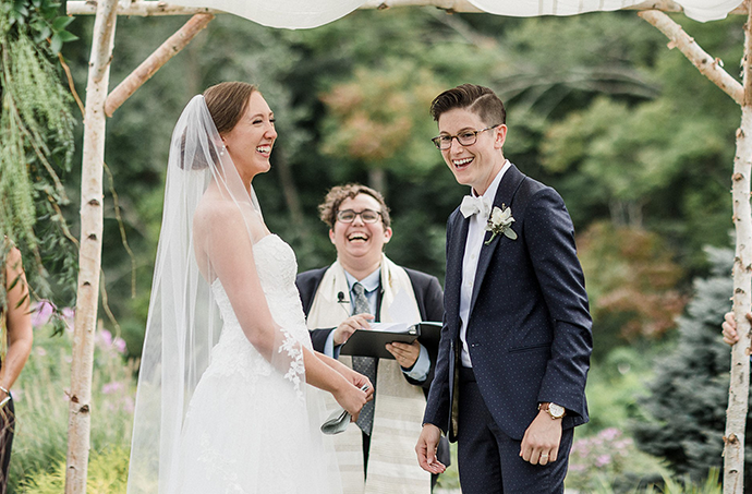 Tips for Booking a Jewish Wedding Band in NYC This Winter