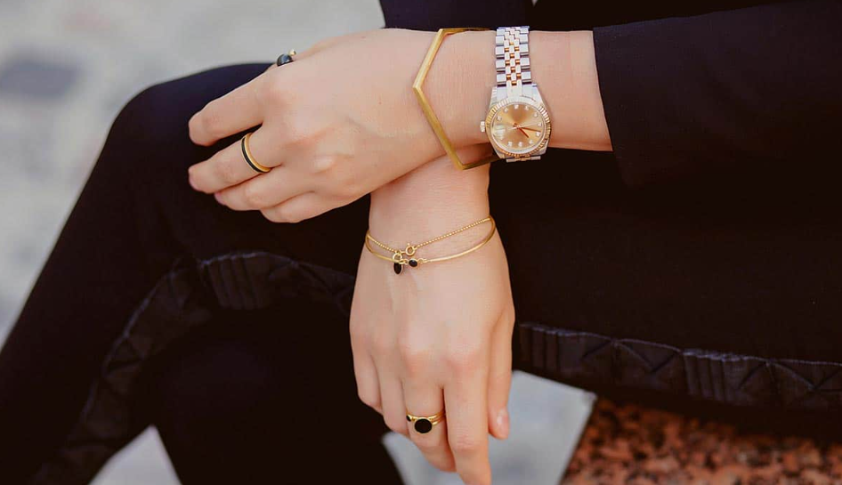 Difference Between 18K and 24k Gold Bracelet Women Explained